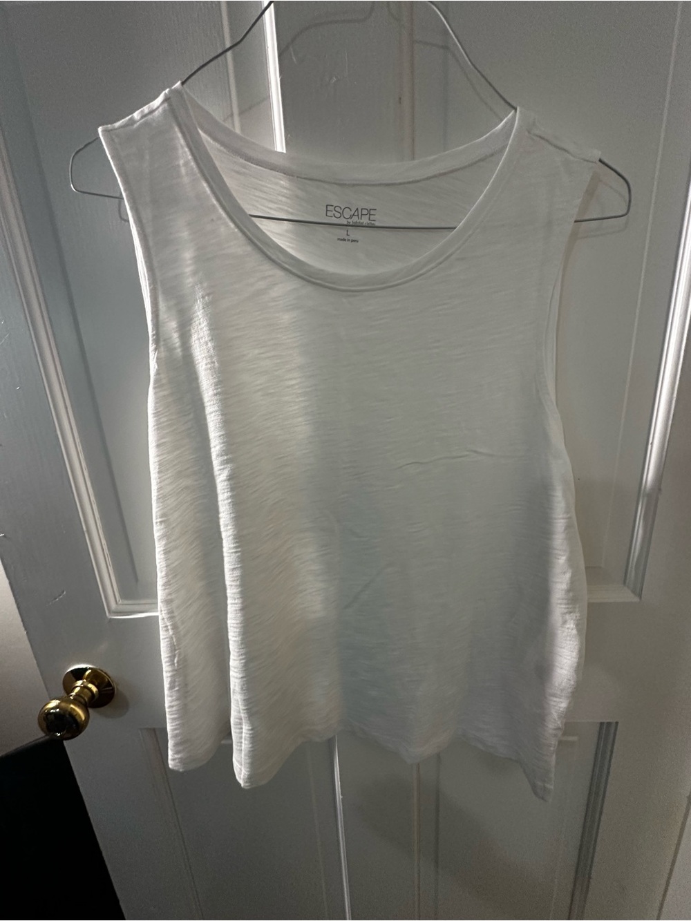 Escape by Habitat White Sleeveless Tank Top